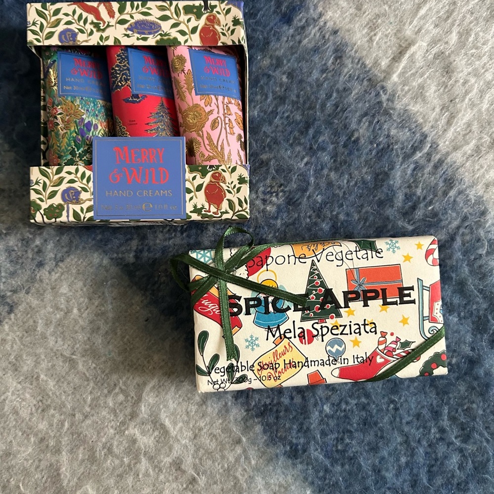 Hand Soap Set - Colorful Design